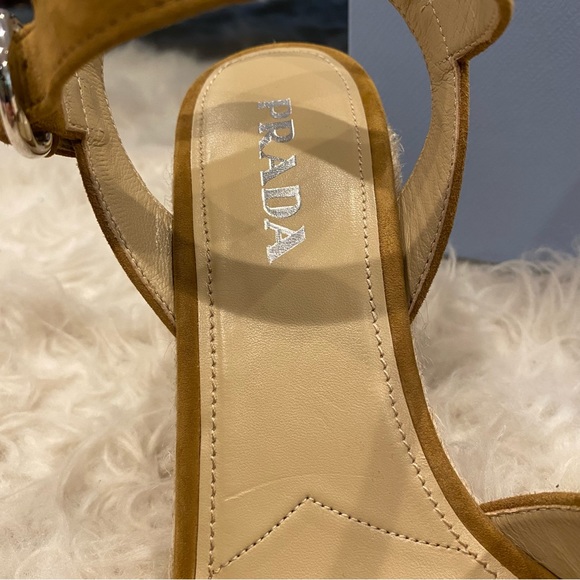 Prada Beige Camel Wedge Sandal size 38.5 fits 8 or 7.5 - Picture 2 of 6